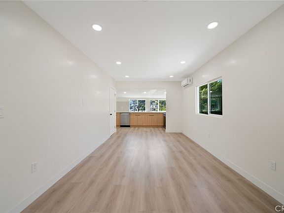 5th image of 4365 O'Neill St