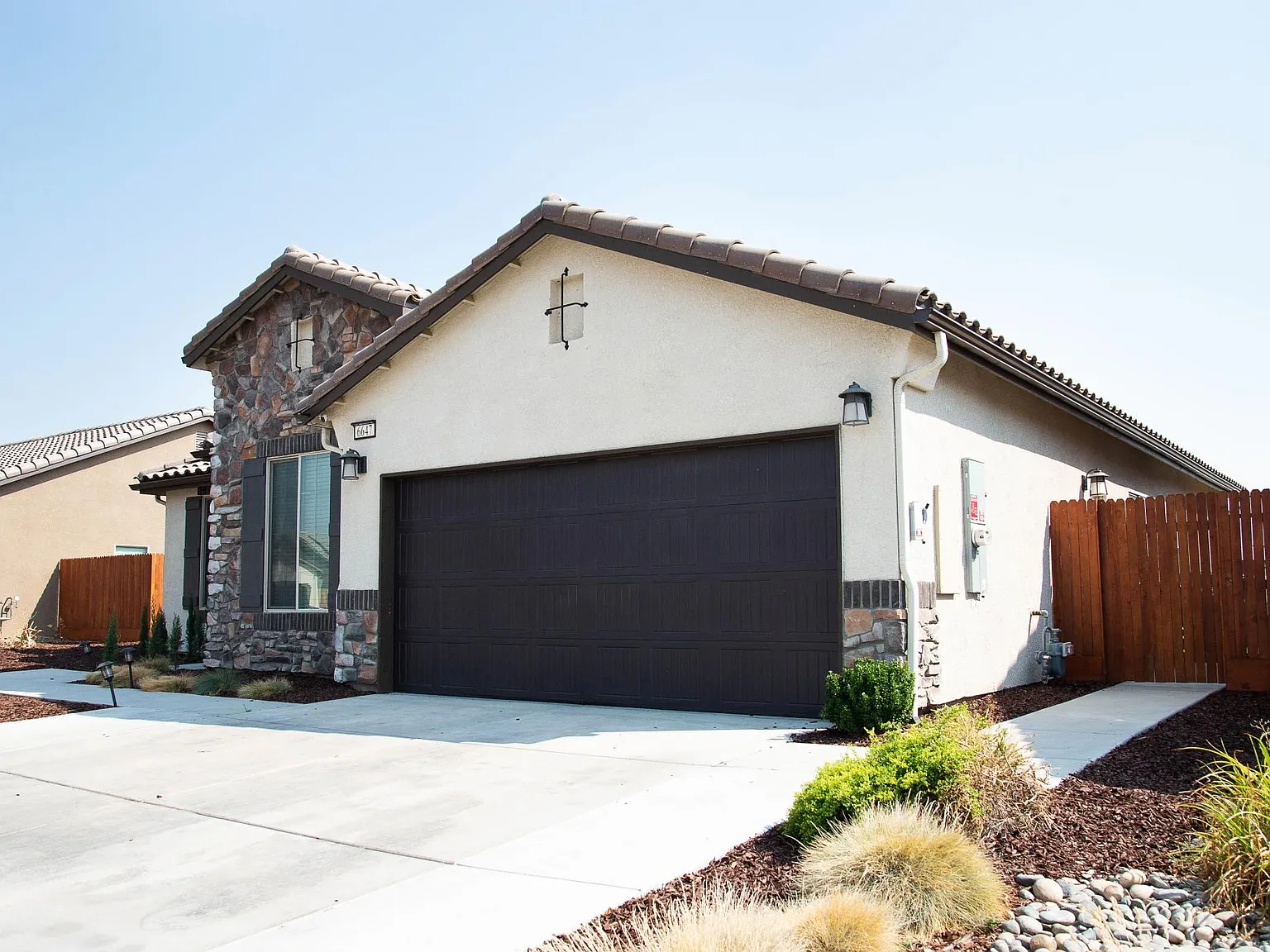 E Truman Ave, Fresno — Photo 3