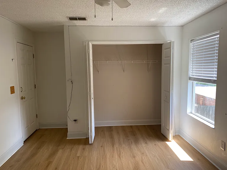 10514 Sun Villa Blvd — Photo 8