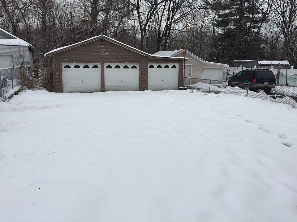 2nd image of 75 Cleremont Ave