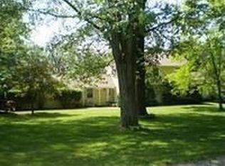 6724 Cavalier Dr, Demotte, IN 46310