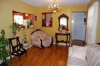 3rd image of 90 Cambridge Ln