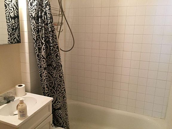 5th image of 321 Bircher Ave
