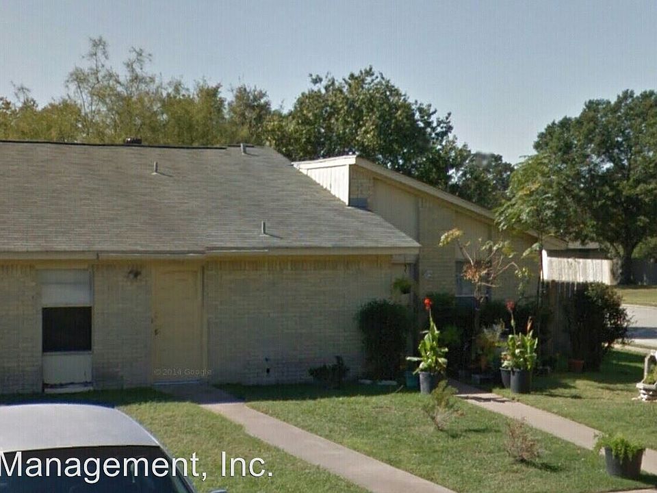 1st image of 3302 Longleaf Cir