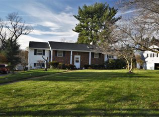 13 Longview Ave, Freehold, NJ 07728