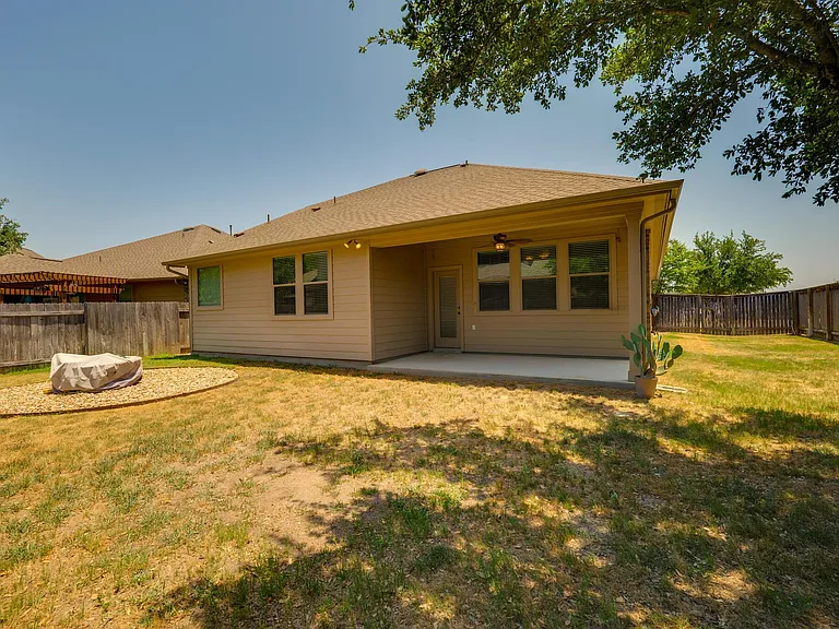 2200 Hilltop Climb Dr — Photo 36