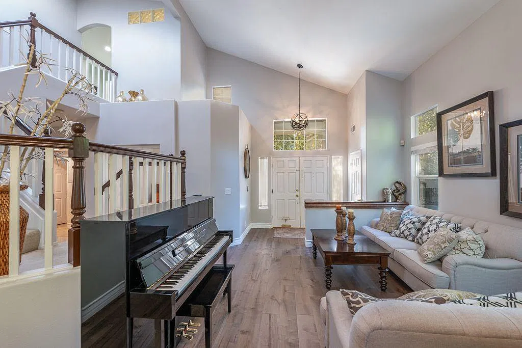 4 bed, 2004 sqft, $5,500 — Photo 4