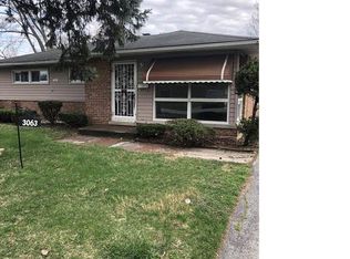 3063 Nottingham Ave, Markham, IL 60428