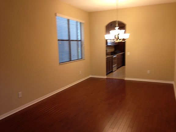 4th image of 304 Dakota Hill Dr