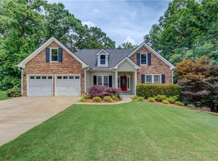 3160 Lakecrest Dr, Dacula, GA 30019