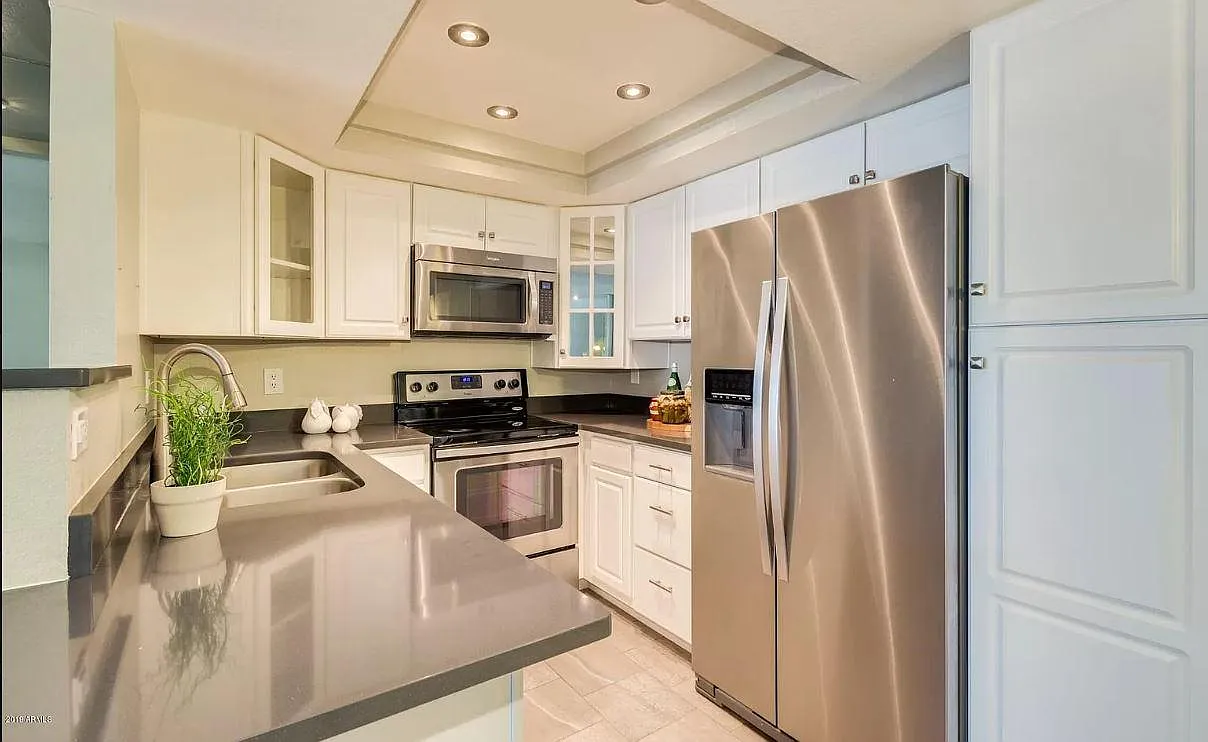 1 bed, 724 sqft, $1,400 — Photo 1