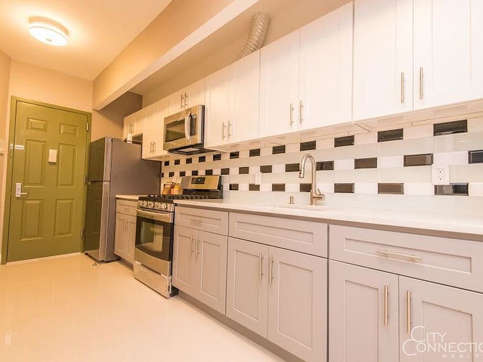 1st image of 4542 44th St APT 1R