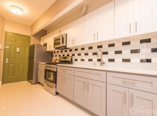 4542 44th St APT 1R, Sunnyside, NY 11104