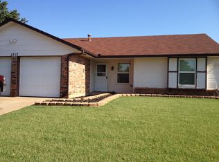 1717 SE 8th St, Moore, OK 73160