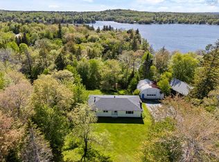 660 Ea St, Uniacke Road, NS B0N 1Z0