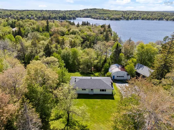 660 Ea St, Uniacke Road, NS B0N 1Z0