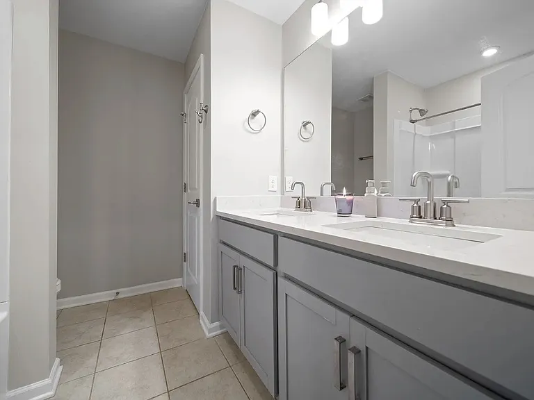 138 Millbrook Dr — Photo 13