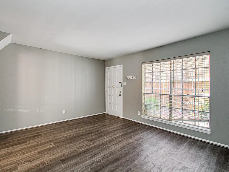 1713 Huldy St #3 — Photo 5