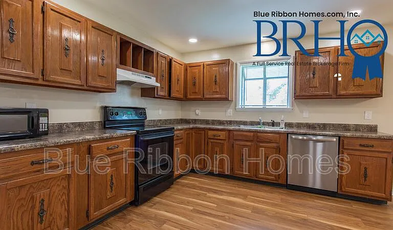 605 Victory St — Photo 36