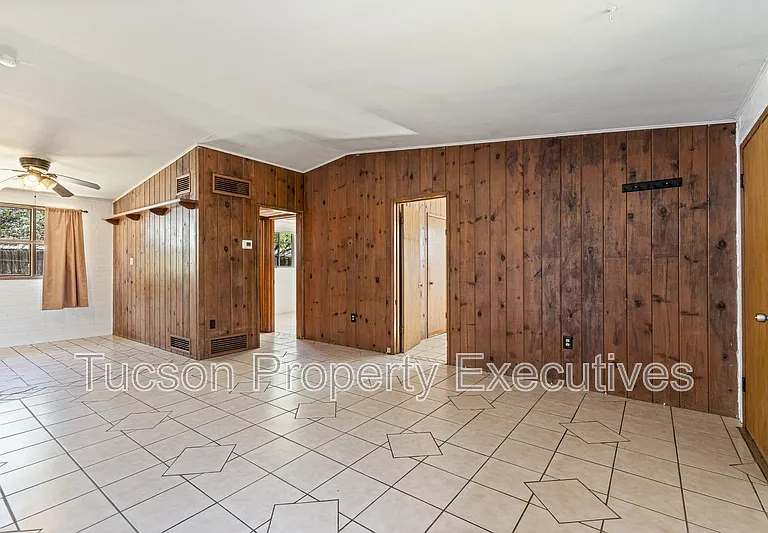 1615 E Adelaide Dr #4 — Photo 10