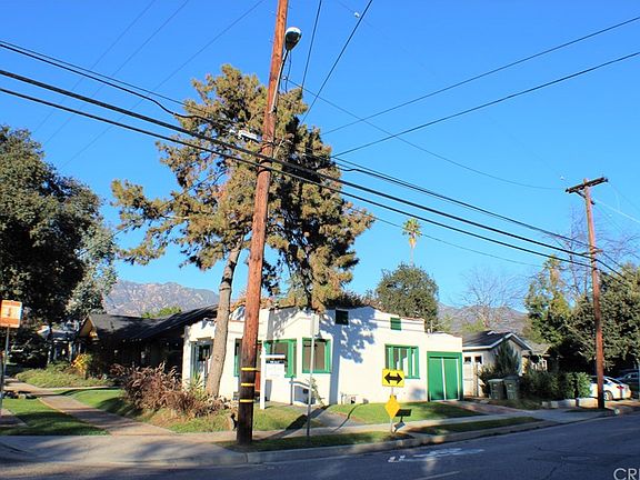 3rd image of 914 N Catalina Ave