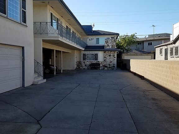 3rd image of 531 S Flower St APT 3