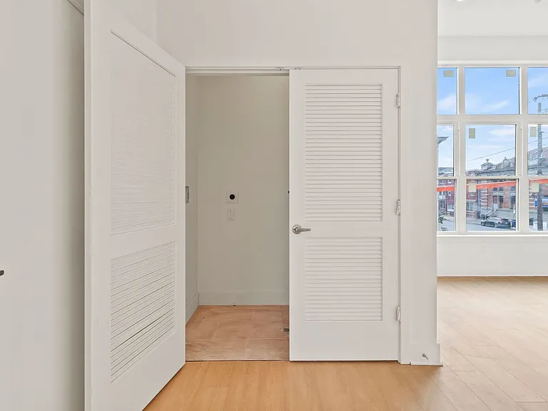 Nova Commons - 3952 Lancaster Avenue — Photo 26