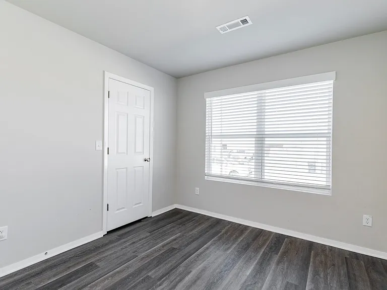 3707 S 1st Pl — Photo 15