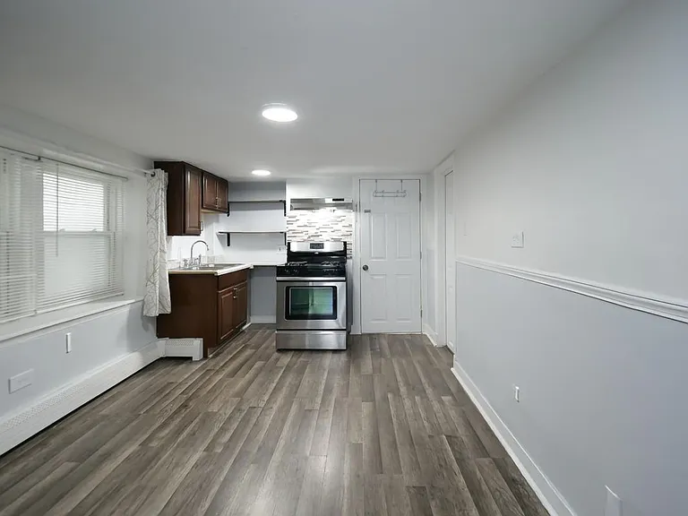 3250 N Albany Ave #G — Photo 6