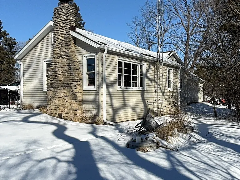 9124 N County Road F — Photo 1