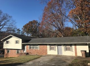 646 Louise Dr, Tunnel Hill, GA 30755