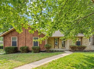1405 SW 23rd St, Blue Springs, MO 64015