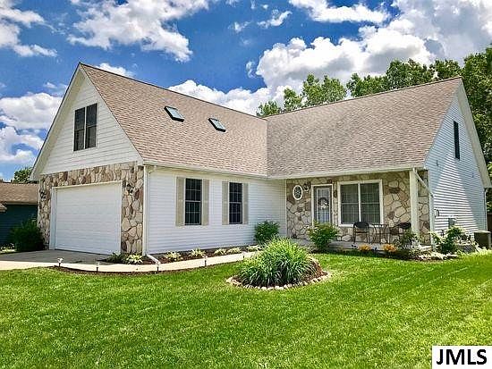 1st image of 10883 Emerald Ct