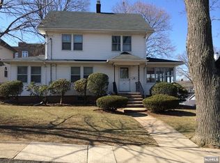 256 Henry St, Hasbrouck Heights, NJ 07604