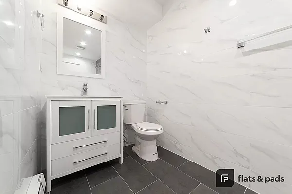 Rented by FLATS & PADS LLC | media 17