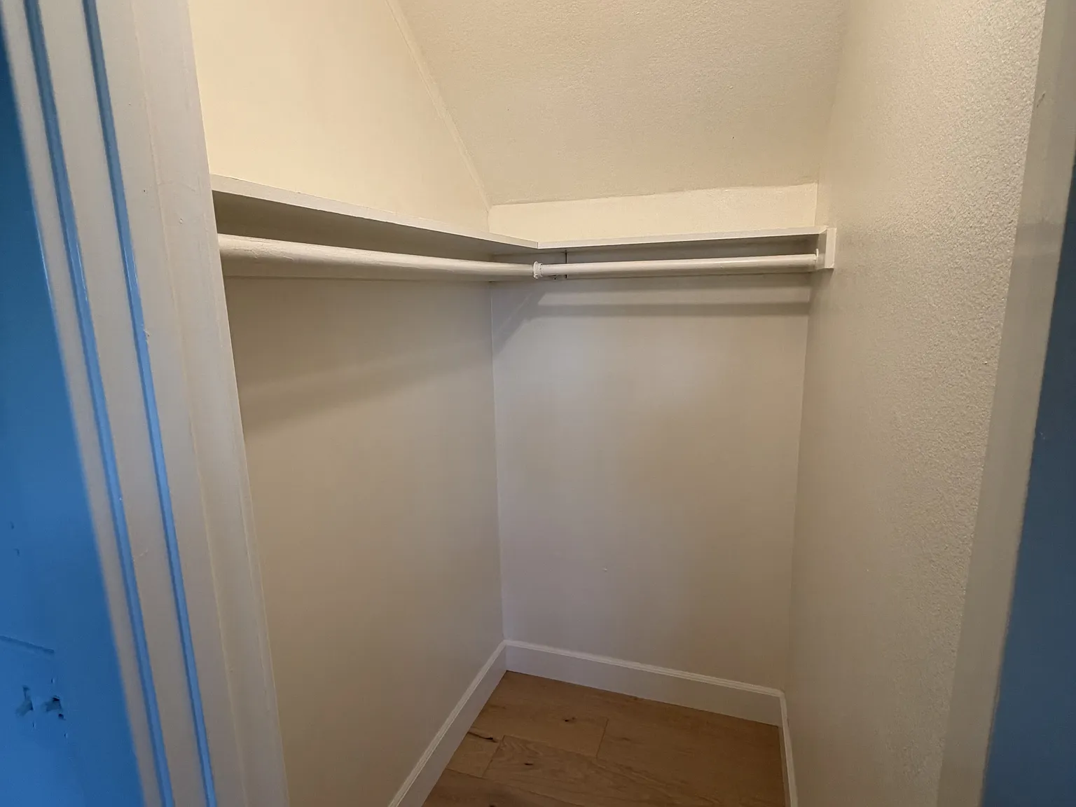 4 bed, 2570 sqft, $1,500 — Photo 4