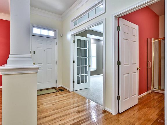 3rd image of 8059 Paddington Ln