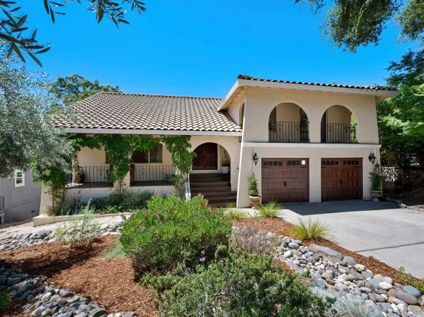 23100 Sunset Ridge Dr, Auburn, CA 95602
