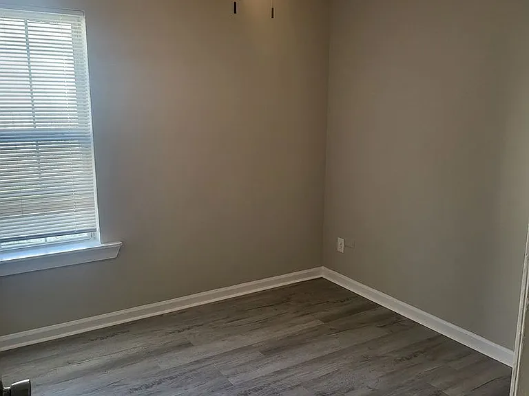 471 Cedar Park Cir — Photo 14