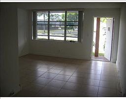 5th image of 9101 Sunrise Lakes Blvd APT 109