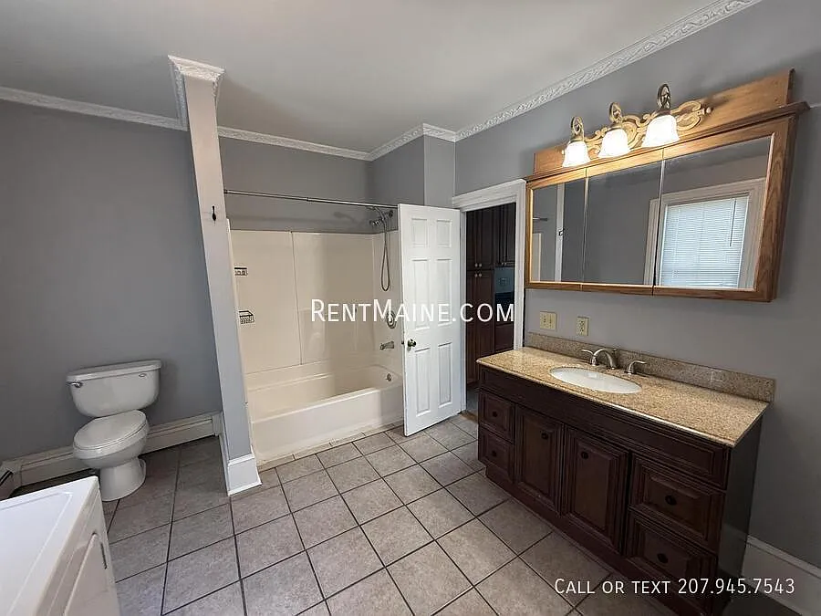2 bed, 1.5 bath, $1,850 — Photo 4