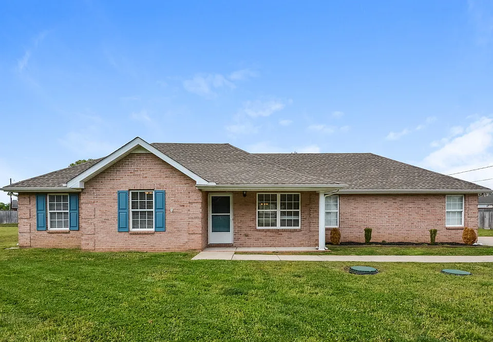 144 Centerrock Dr