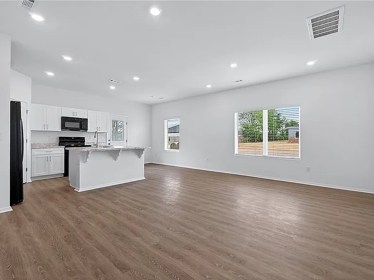 6802 SW Dignity Ave — Photo 7