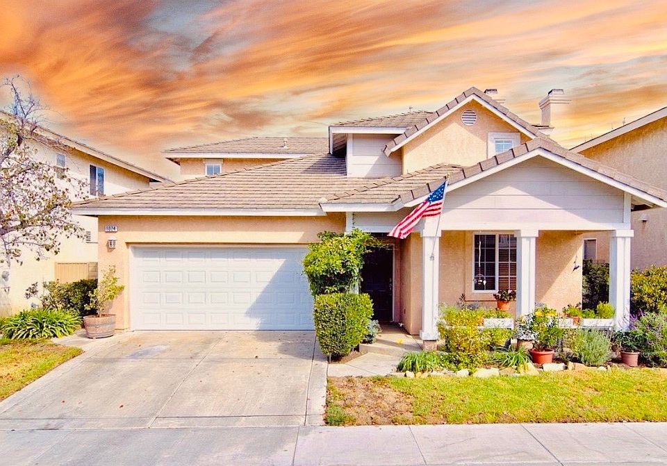 1st image of 1024 Calle Vista Calma