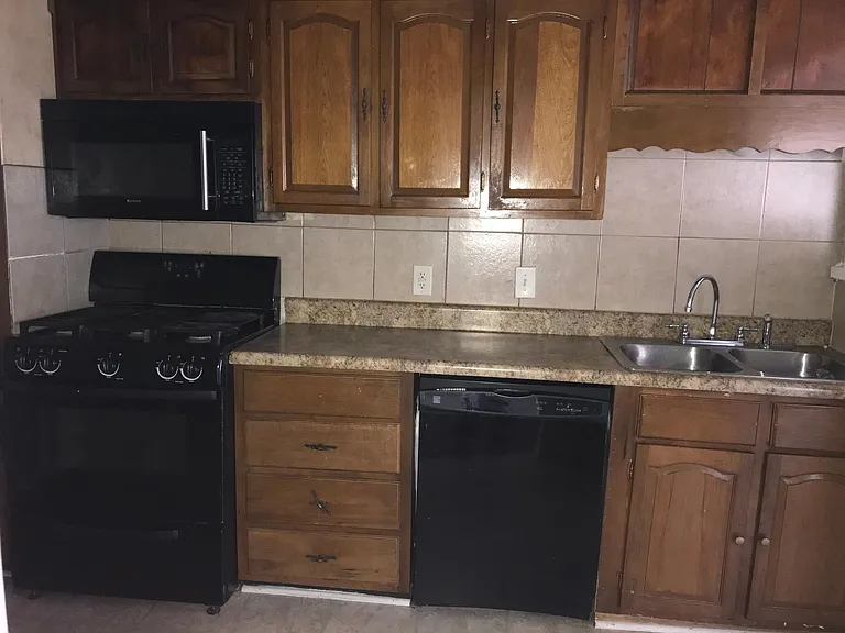 4707 March Ave — Photo 10
