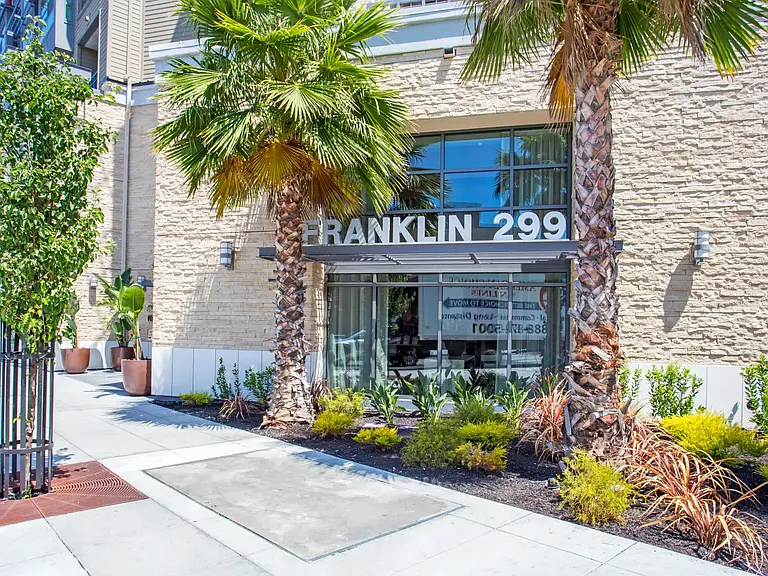 Franklin 299 — Photo 17