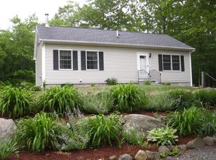 89 1/2 Plainfield Pike, Foster, RI 02825