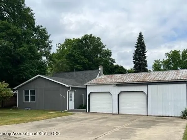 5804 Wall St, Eaton Rapids, MI 48827