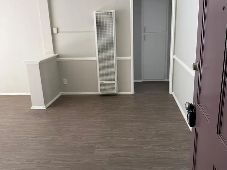 5315 Whitsett Ave #6 — Photo 7