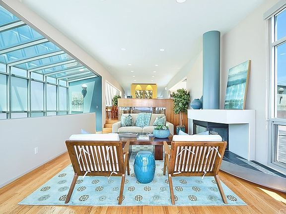 5th image of 2412 Park Ave